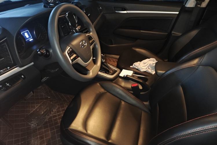 Used Hyundai Elantra (6th Generation / Lingdong) 2018 1.6L Automatic 15th Anniversary Special Edition Left Front Seat