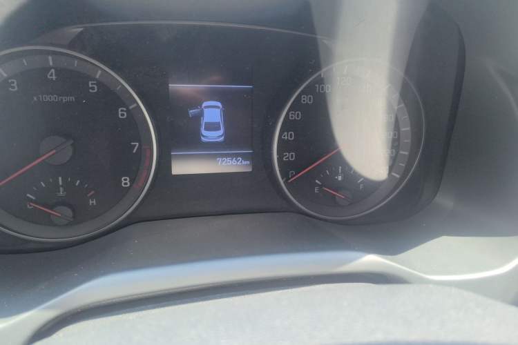 Used Hyundai Elantra (6th Generation / Lingdong) 2019 1.5L CVT ZhiXuan – Elite Version Odometer Close Up