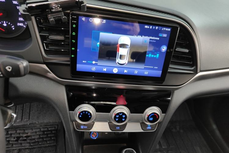 Used Hyundai Elantra (6th Generation / Lingdong) 2019 1.5L CVT ZhiXuan – Elite Version Center Console