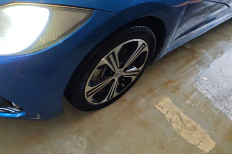 Used Hyundai Elantra (6th Generation / Lingdong) 2019 1.4T Dual-Clutch Xuan Dong · Dynamic Model Left Front Wheel Hub