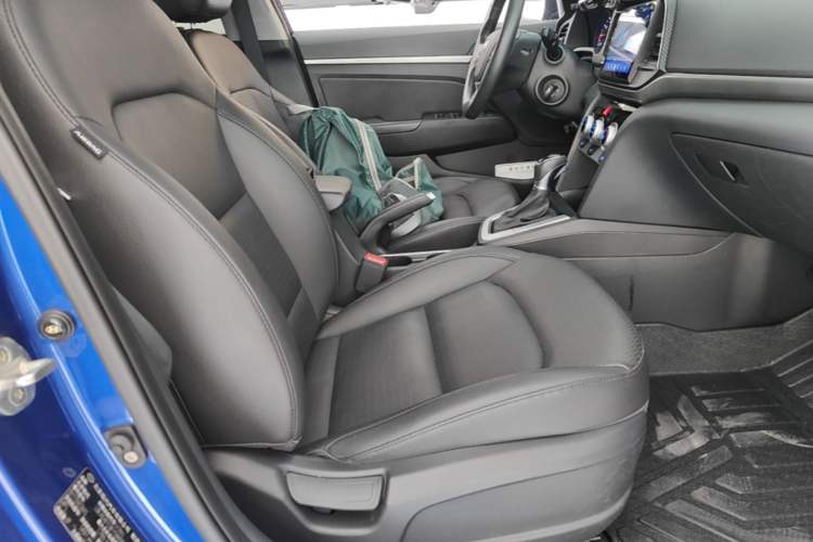 Used Hyundai Elantra (6th Generation / Lingdong) 2019 1.5L CVT ZhiXuan – Elite Version Right Front Seat