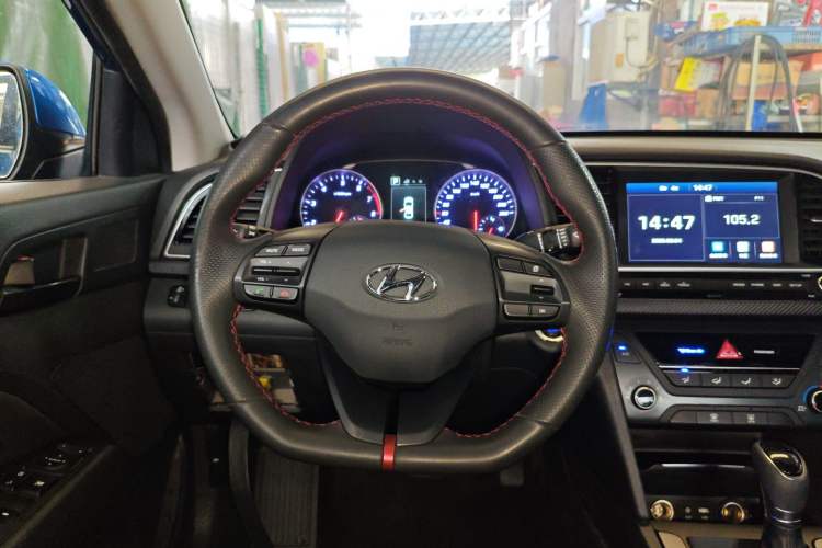 Used Hyundai Elantra (6th Generation / Lingdong) 2019 1.4T Dual-Clutch Xuan Dong · Dynamic Model Steering Wheel