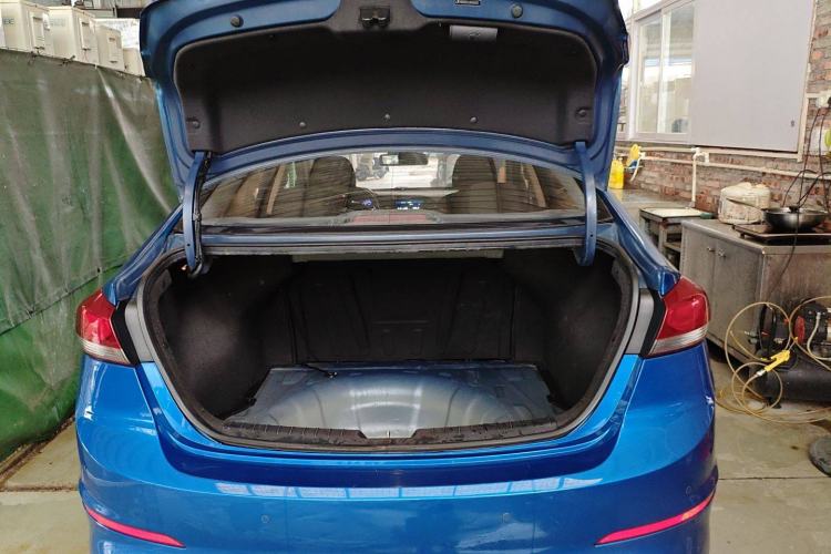 Used Hyundai Elantra (6th Generation / Lingdong) 2019 1.4T Dual-Clutch Xuan Dong · Dynamic Model Trunk