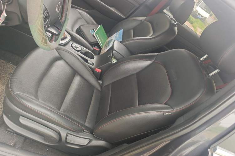 Used Hyundai Elantra (6th Generation / Lingdong) 2019 1.4T Dual-Clutch Xuan Dong · Dynamic Model Left Front Seat
