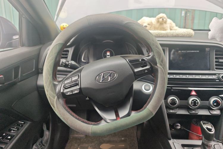 Used Hyundai Elantra (6th Generation / Lingdong) 2019 1.4T Dual-Clutch Xuan Dong · Dynamic Model Steering Wheel