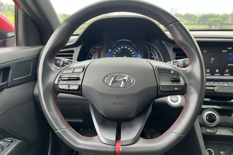Used Hyundai Elantra (6th Generation / Lingdong) 2019 1.4T Dual-Clutch Xuan Dong · Dynamic Model Steering Wheel