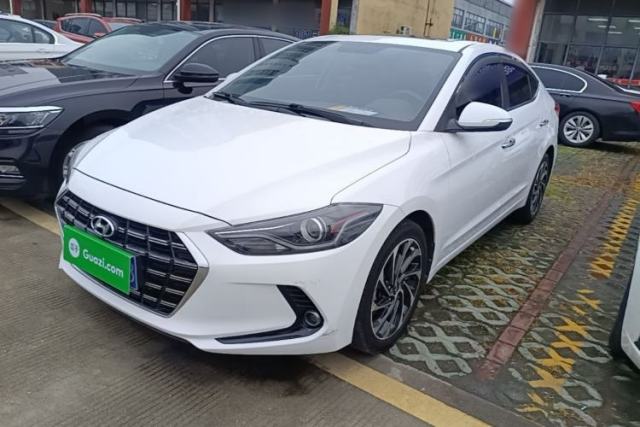 Używany Hyundai Elantra (6th Generation / Lingdong) 2019 1.5L CVT ZhiXuan – Elite Version