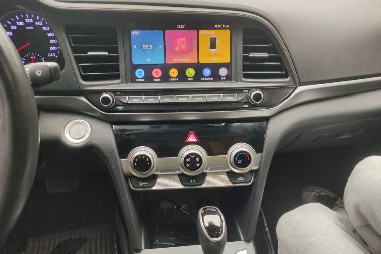 Used Hyundai Elantra (6th Generation / Lingdong) 2019 1.5L CVT ZhiXuan – Elite Version Audio And AC Panel