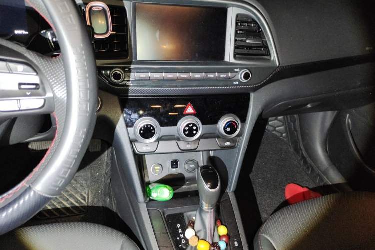 Used Hyundai Elantra (6th Generation / Lingdong) 2019 1.4T Dual-Clutch Xuan Dong · Dynamic Model Audio And AC Panel