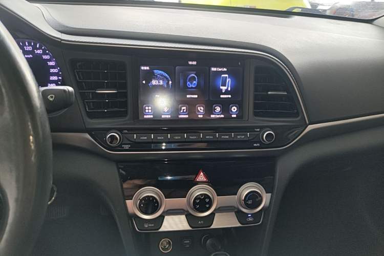 Used Hyundai Elantra (6th Generation / Lingdong) 2019 1.5L CVT ZhiXuan – Elite Version Audio And AC Panel