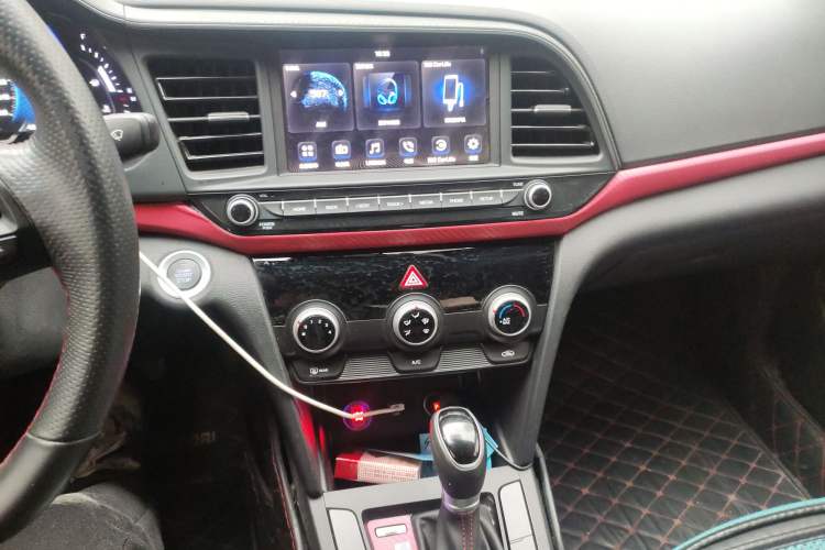 Used Hyundai Elantra (6th Generation / Lingdong) 2019 1.4T Dual-Clutch Xuan Dong · Dynamic Model Audio And AC Panel
