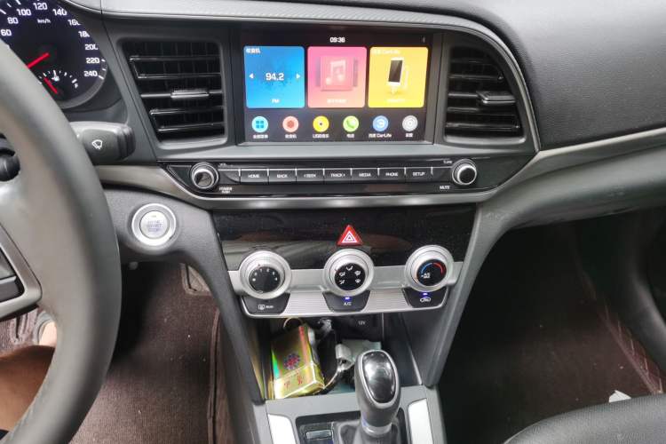 Used Hyundai Elantra (6th Generation / Lingdong) 2019 1.5L CVT ZhiXuan – Elite Version Audio And AC Panel