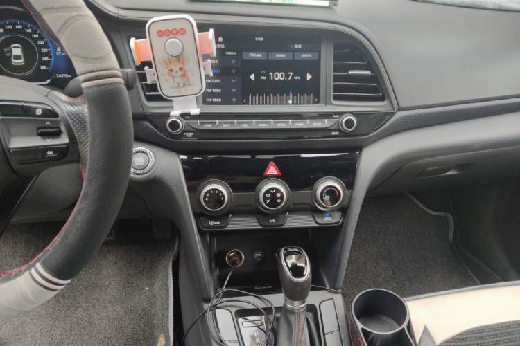 Used Hyundai Elantra (6th Generation / Lingdong) 2019 1.4T Dual-Clutch Xuan Dong · Dynamic Model Audio And AC Panel