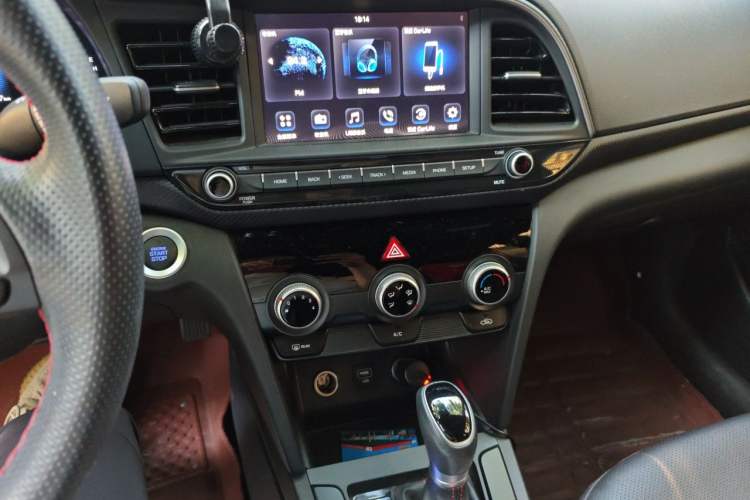 Used Hyundai Elantra (6th Generation / Lingdong) 2019 1.4T Dual-Clutch Xuan Dong · Dynamic Model Audio And AC Panel