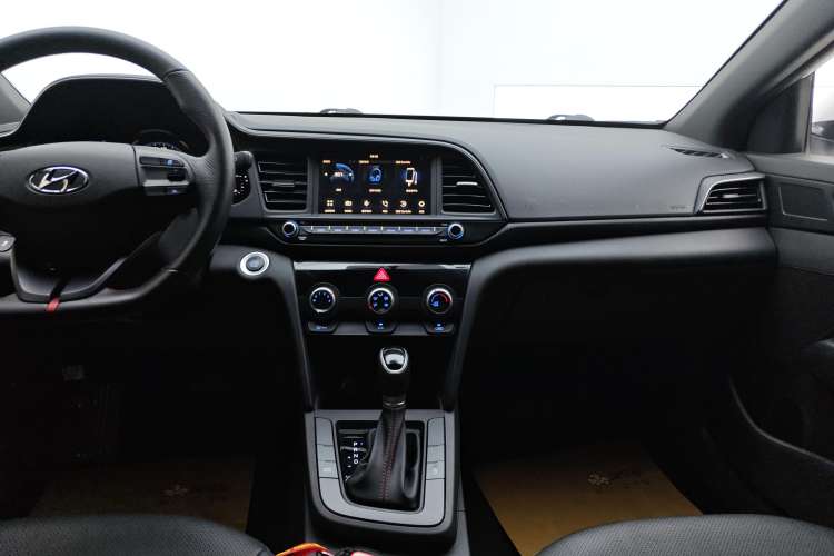 Used Hyundai Elantra (6th Generation / Lingdong) 2019 1.4T Dual-Clutch Xuan Dong · Dynamic Model Audio And AC Panel