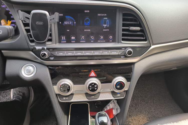 Used Hyundai Elantra (6th Generation / Lingdong) 2019 1.5L CVT ZhiXuan – Elite Version Audio And AC Panel