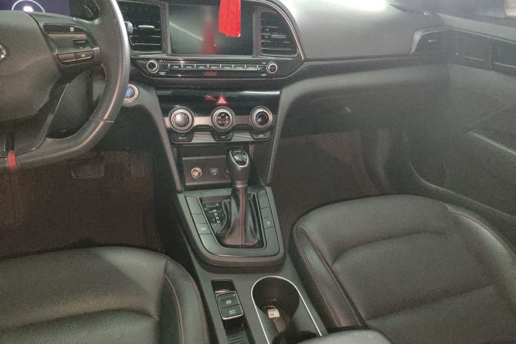 Used Hyundai Elantra (6th Generation / Lingdong) 2019 1.4T Dual-Clutch Xuan Dong · Dynamic Model Audio And AC Panel