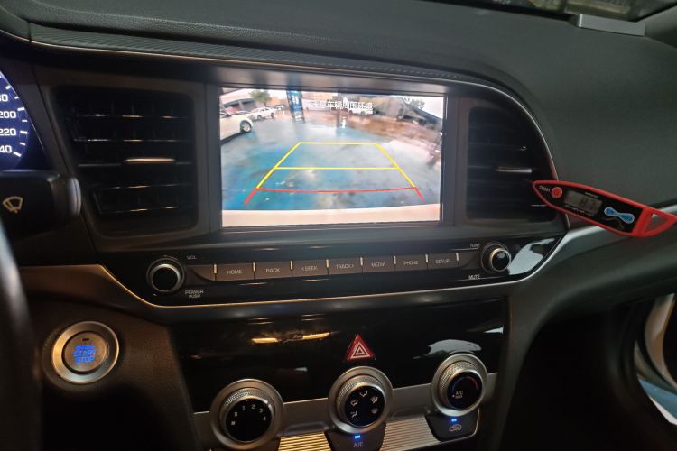 Used Hyundai Elantra (6th Generation / Lingdong) 2019 1.5L CVT ZhiXuan – Elite Version Audio And AC Panel