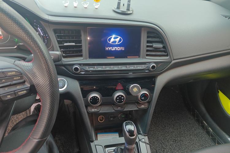 Used Hyundai Elantra (6th Generation / Lingdong) 2019 1.4T Dual-Clutch Xuan Dong · Dynamic Model Audio And AC Panel