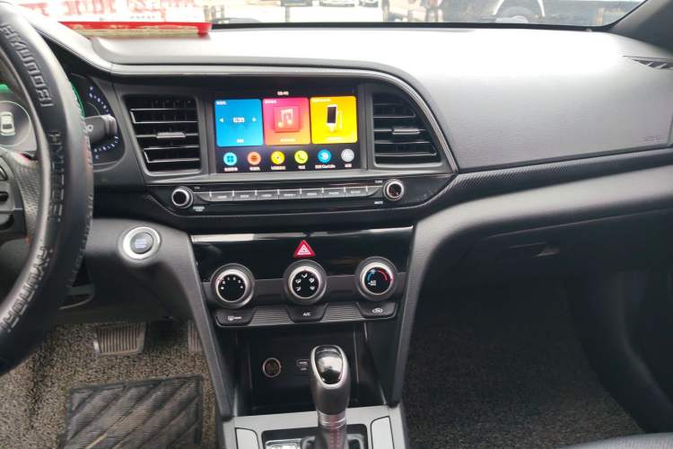 Used Hyundai Elantra (6th Generation / Lingdong) 2019 1.4T Dual-Clutch Xuan Dong · Dynamic Model Audio And AC Panel