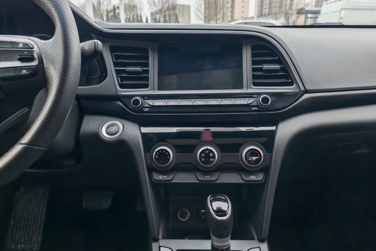 Used Hyundai Elantra (6th Generation / Lingdong) 2019 1.4T Dual-Clutch Xuan Dong · Dynamic Model Audio And AC Panel