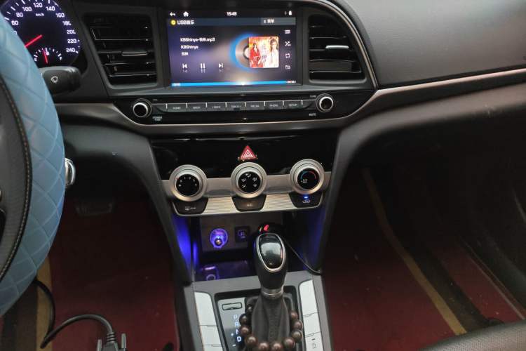 Used Hyundai Elantra (6th Generation / Lingdong) 2019 1.5L CVT ZhiXuan – Elite Version Audio And AC Panel