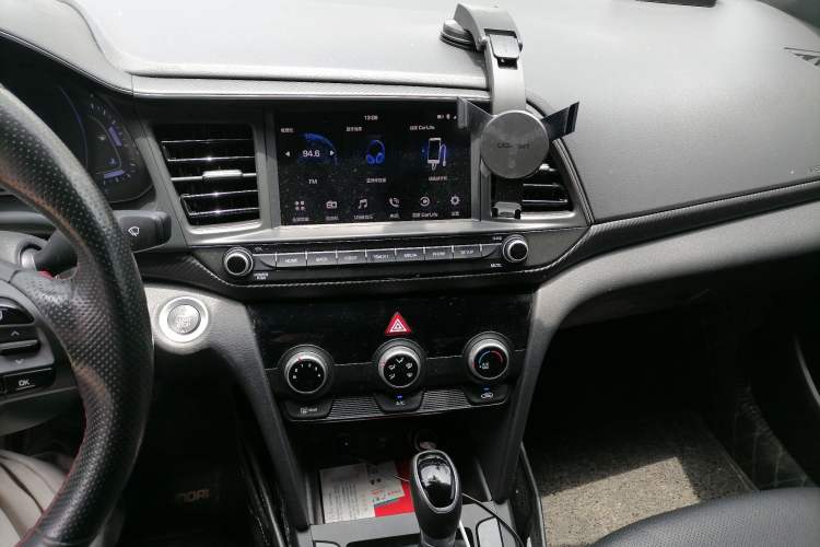 Used Hyundai Elantra (6th Generation / Lingdong) 2019 1.4T Dual-Clutch Xuan Dong · Dynamic Model Audio And AC Panel