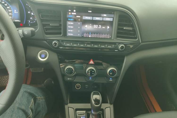 Used Hyundai Elantra (6th Generation / Lingdong) 2019 1.4T Dual-Clutch Xuan Dong · Dynamic Model Audio And AC Panel