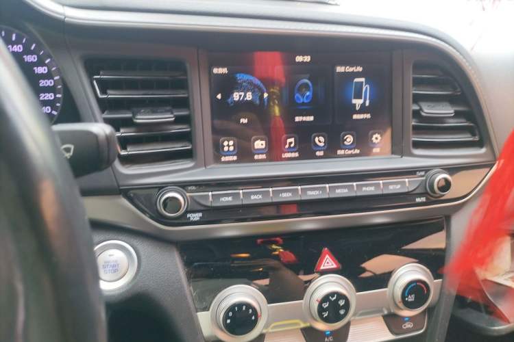 Used Hyundai Elantra (6th Generation / Lingdong) 2019 1.5L CVT Smart & Luxurious Trim Audio And AC Panel