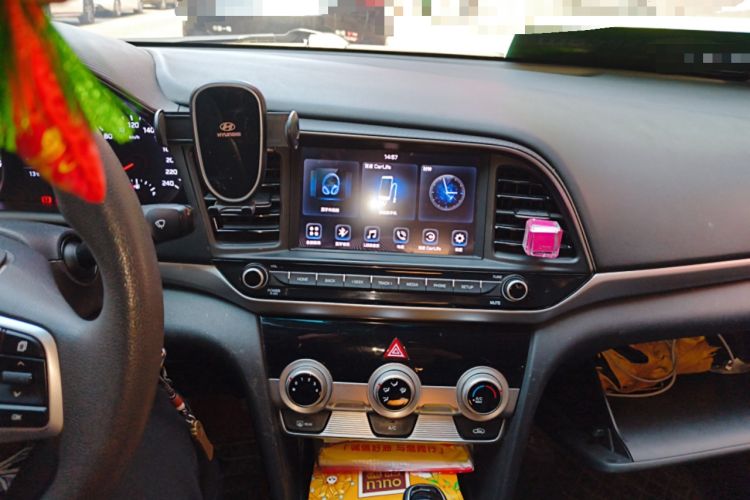 Used Hyundai Elantra (6th Generation / Lingdong) 2019 1.5L CVT ZhiXuan – Elite Version Audio And AC Panel