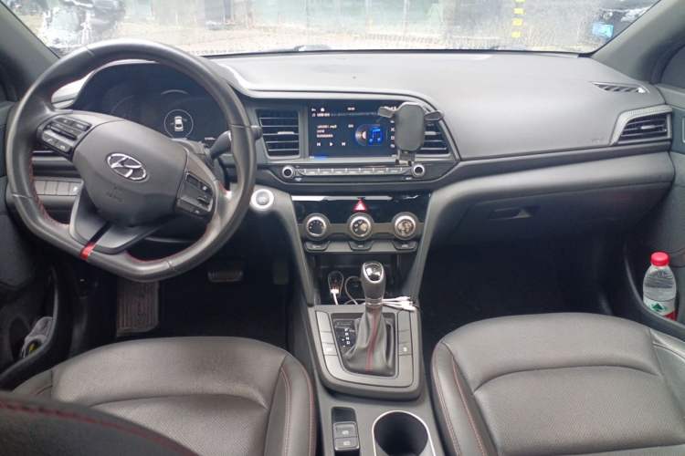 Used Hyundai Elantra (6th Generation / Lingdong) 2019 1.4T Dual-Clutch Xuan Dong · Flagship Model Center Console