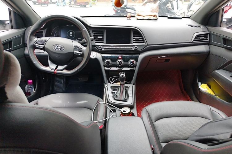 Used Hyundai Elantra (6th Generation / Lingdong) 2019 1.4T Dual-Clutch Xuan Dong · Dynamic Model Center Console