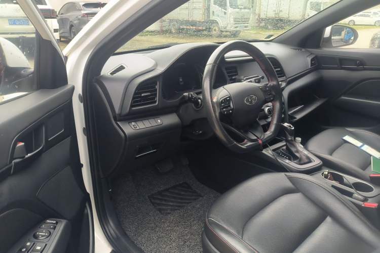 Used Hyundai Elantra (6th Generation / Lingdong) 2019 1.4T Dual-Clutch Xuan Dong · Dynamic Model Driver Seat