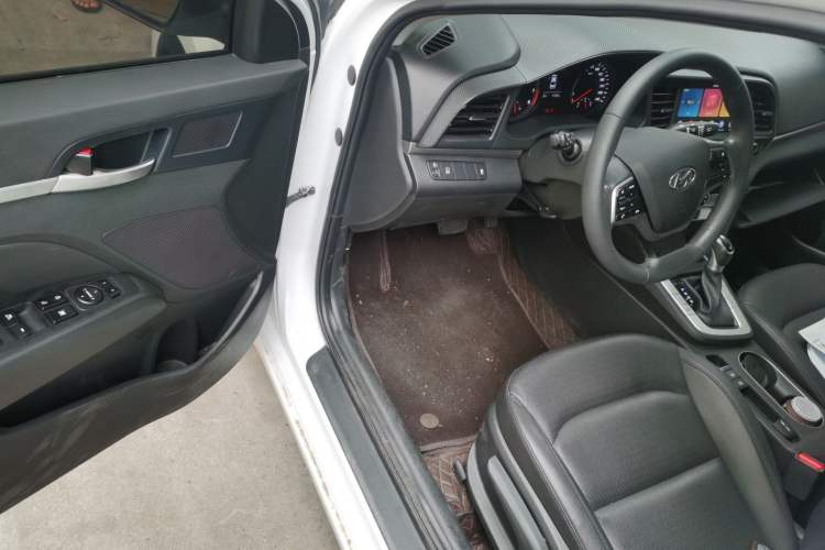 Used Hyundai Elantra (6th Generation / Lingdong) 2019 1.5L CVT ZhiXuan – Elite Version Driver Seat