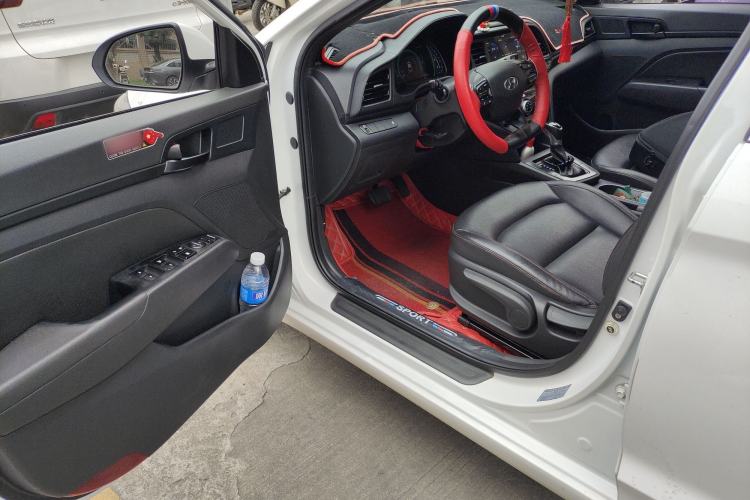 Used Hyundai Elantra (6th Generation / Lingdong) 2019 1.4T Dual-Clutch Xuan Dong · Dynamic Model Driver Seat