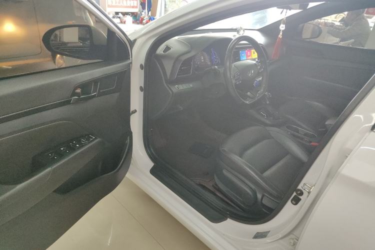 Used Hyundai Elantra (6th Generation / Lingdong) 2019 1.4T Dual-Clutch Xuan Dong · Dynamic Model Driver Seat