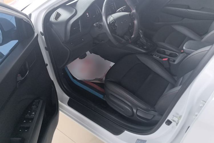 Used Hyundai Elantra (6th Generation / Lingdong) 2019 1.4T Dual-Clutch Xuan Dong · Dynamic Model Driver Seat