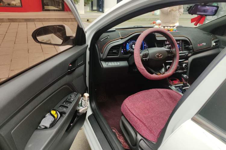 Used Hyundai Elantra (6th Generation / Lingdong) 2019 1.4T Dual-Clutch Xuan Dong · Dynamic Model Driver Seat