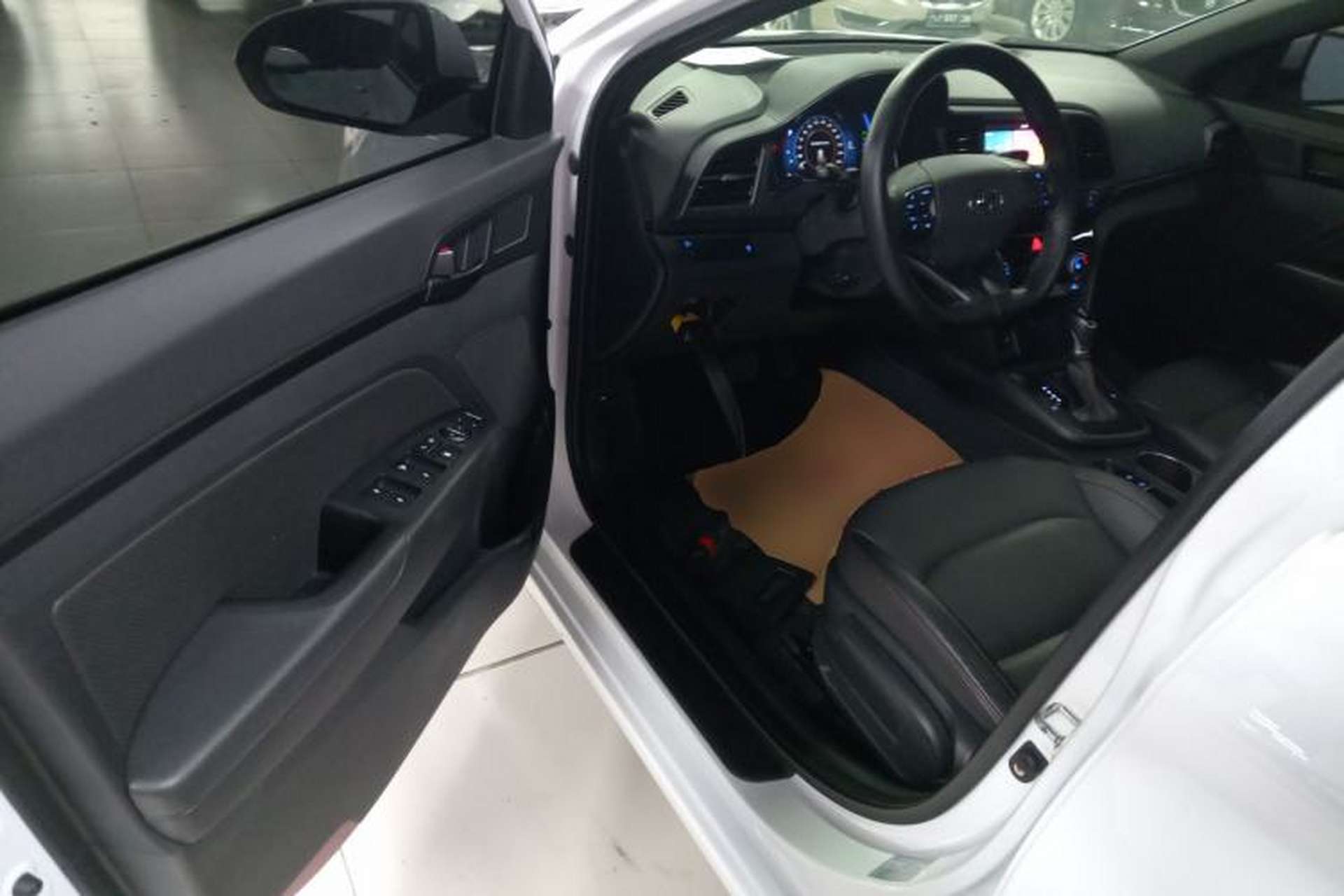 Used Hyundai Elantra (6th Generation / Lingdong) 2019 1.4T Dual-Clutch Xuan Dong · Dynamic Model Driver Seat