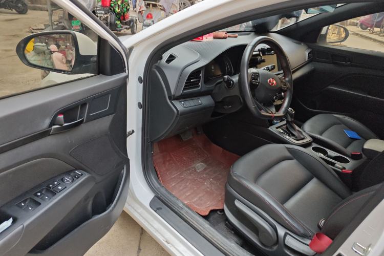 Used Hyundai Elantra (6th Generation / Lingdong) 2019 1.4T Dual-Clutch Xuan Dong · Dynamic Model Driver Seat