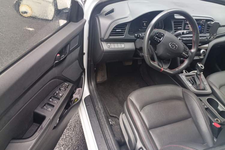 Used Hyundai Elantra (6th Generation / Lingdong) 2019 1.4T Dual-Clutch Xuan Dong · Flagship Model Driver Seat