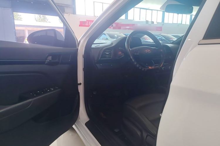 Used Hyundai Elantra (6th Generation / Lingdong) 2019 1.4T Dual-Clutch Xuan Dong · Dynamic Model Driver Seat