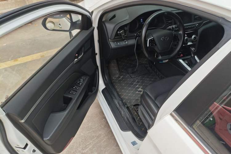 Used Hyundai Elantra (6th Generation / Lingdong) 2019 1.5L CVT ZhiXuan – Elite Version Driver Seat