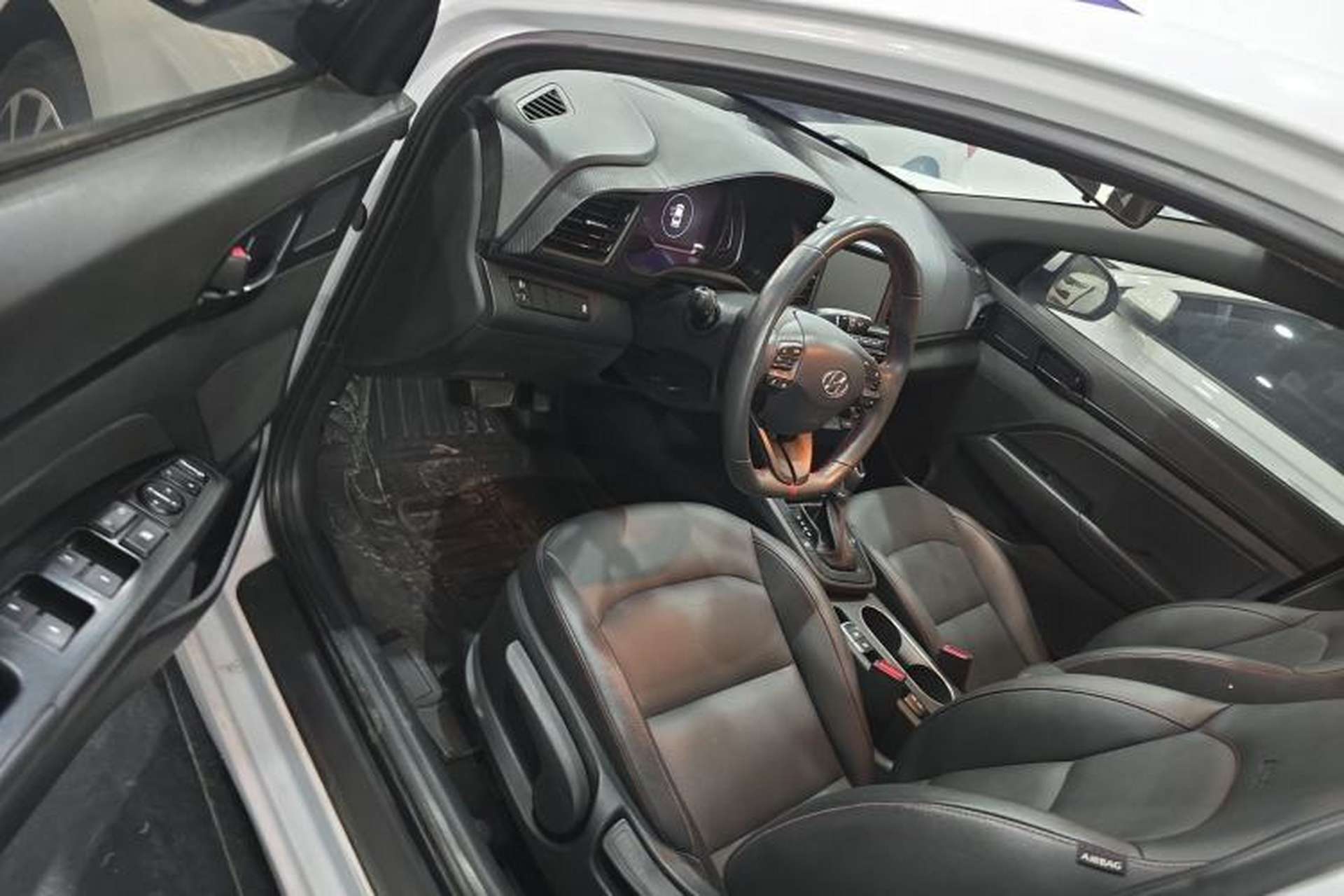 Used Hyundai Elantra (6th Generation / Lingdong) 2019 1.4T Dual-Clutch Xuan Dong · Dynamic Model Driver Seat