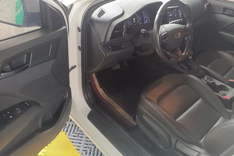 Used Hyundai Elantra (6th Generation / Lingdong) 2019 1.4T Dual-Clutch Xuan Dong · Dynamic Model Driver Seat