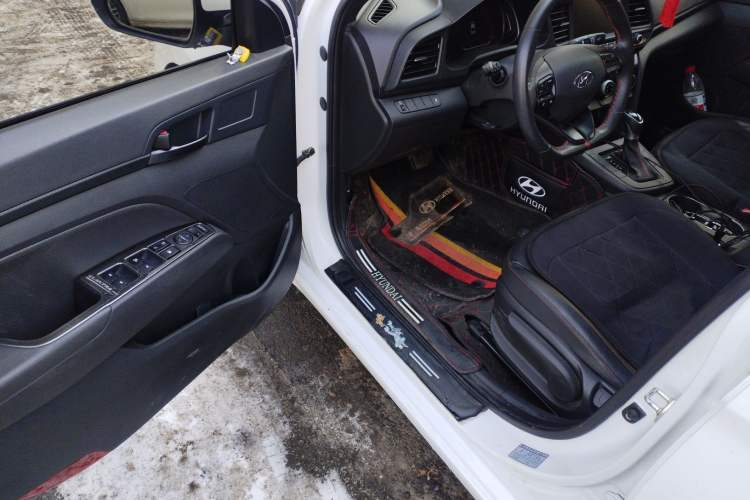 Used Hyundai Elantra (6th Generation / Lingdong) 2019 1.4T Dual-Clutch Xuan Dong · Dynamic Model Driver Seat