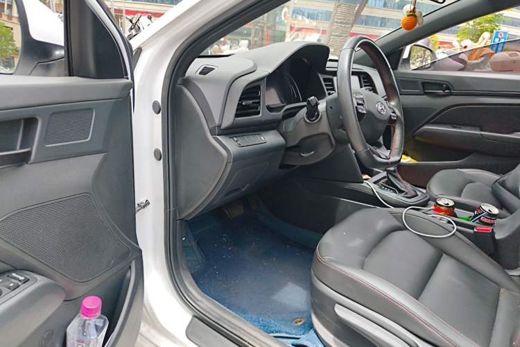 Used Hyundai Elantra (6th Generation / Lingdong) 2019 1.4T Dual-Clutch Xuan Dong · Dynamic Model Driver Seat