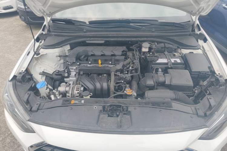 Used Hyundai Elantra (6th Generation / Lingdong) 2019 1.5L CVT ZhiXuan – Elite Version Engine Bay