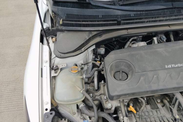 Used Hyundai Elantra (6th Generation / Lingdong) 2019 1.4T Dual-Clutch Xuan Dong · Dynamic Model Engine Bay Right