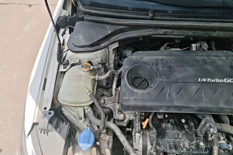Used Hyundai Elantra (6th Generation / Lingdong) 2019 1.4T Dual-Clutch Xuan Dong · Dynamic Model Engine Bay Right